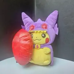 ポケモンセンター メガヤミラミのポンチョを着たピカチュウ マスコット