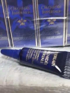 Guerlain Orchidee Imperiale サンプルセットのサムネイル