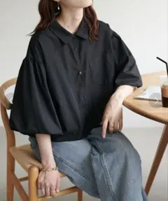 DISCOAT 袖バルーンクロップドシャツ5分袖　ブラック