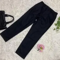 極美品　ビューティーアンドユース　スラックス　黒　ウエストゴム　ストレッチ　L
