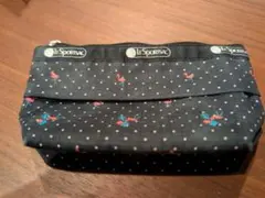 4日限定2000円→999円LeSportsac ポーチ フラミンゴ ドット柄のサムネイル