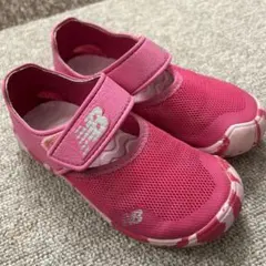 ニューバランス サンダル　18.5センチ