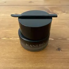 KANEBO ライブリースキンウェア　クリームファンデーション 30g