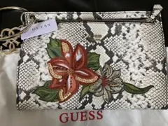 GUESS ゲス　クラッチバック　バッグのサムネイル