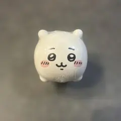 ちいかわ貯金箱　ガチャガチャ　ちいかわ