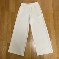 UNIQLO クレープジャージーストレートパンツ　丈長め　Ｌ　ナチュラル