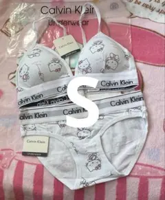 Sサイズ Calvin Klein ハローキティ ブラ＆ショーツ セット 新品のサムネイル