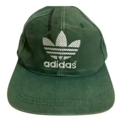 adidasキャップ　スナップバック　グリーン
