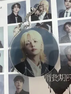 seventeen セブチ　ジョンハン　ガチャガチャ　アクキー