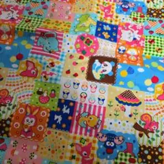 ★2300円★⑳カラフルな動物と果物の生地cosmo textile 平成レトロ