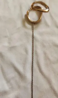 チェーン付き イヤーカフ