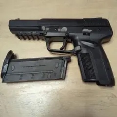東京マルイ製 HK45 ガスブローバック UTCフラッシュライト付き - メルカリ