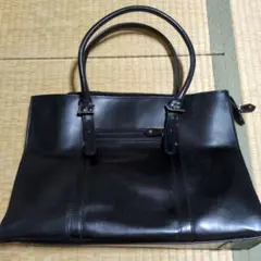 黒い ビジネスバッグ