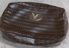 Item thumbnail for item ae8eb61d-77f6-4e9d-96f4-2bff6f4efd9a