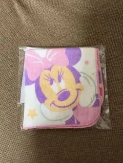 新品未開封　Disney ミニーちゃん　約20×20cm ハンドタオル 非売品