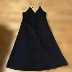 GU ブラック キャミワンピース