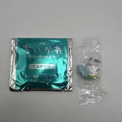 映画ちいかわ 人魚の島のひみつ 入場者特典 チャーム モモンガ