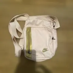 Nike ピンク ショルダーバッグ