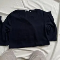 UNIQLO 濃紺長袖ニット S