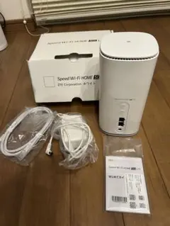 Speed Wi-Fi HOME 5G L13 本体と付属品