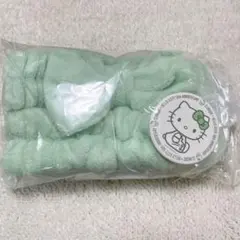 クリニーク ヘアバンド＆アームバンド・キティちゃん缶バッジ