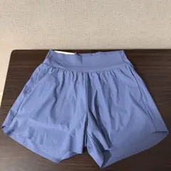 【美品】ユニクロ ウルトラストレッチアクティブショーツ レディース M ブルー