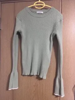 ミントグリーン ニット