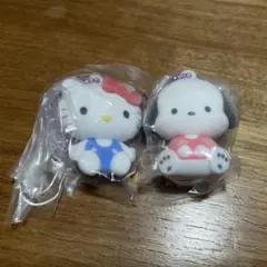 サンリオキャラクターズ　ふわふわフロッキーマスコット　ハローキティ　ポチャッコ