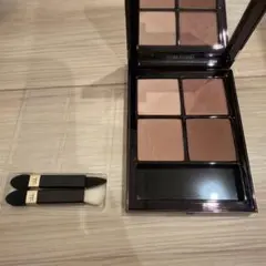トムフォードTOM FORD RUNWAY アイ カラー クォードプードル 27 - メルカリ
