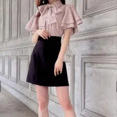 極美品♡モテ♡ヨーコチャン バルーンスリーブポイントカラーとろみブラウス黒 極美品♡モテ♡ヨーコチャン バルーンスリーブポイントカラーとろみ