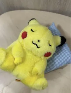 2025年最新】おねむりピカチュウの人気アイテム - メルカリ