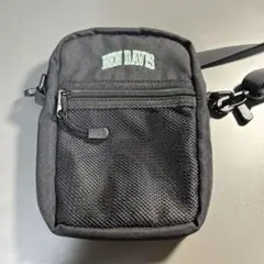 BEN DAVIS ショルダーバッグ ブラック
