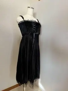 ブラックファーストラップドレス　パーティー　二次会　リボン