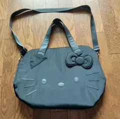 未使用・レア】ハローキティ 2WAY ボストンバッグ 黒 お花刺繍 底鋲付 