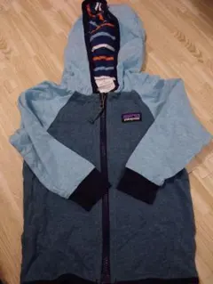 patagonia フルジップパーカー 2T