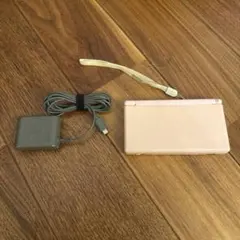 ニンテンドーDS Lite ピンク 充電器付き