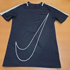 NIKE DRI-FIT 黒 シャツ　ナイキマークのサムネイル