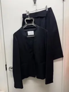 【新品 未使用 】GREEN LABEL RELAXING ネイビースーツ