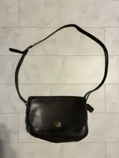 OLDCOACH ブラックレザー ショルダーバッグ