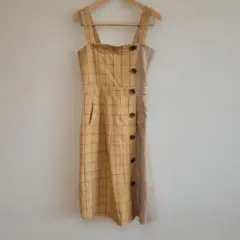 INGNI ベージュチェックのストラップワンピース