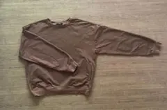 ブラウン クルーネック トレーナー