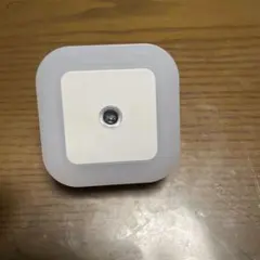 人感センサーライト 本体