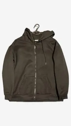 ブラック　フルジップ パーカー