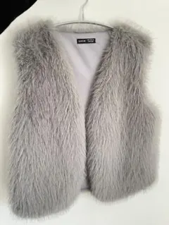SHEIN グレー ファー ベスト
