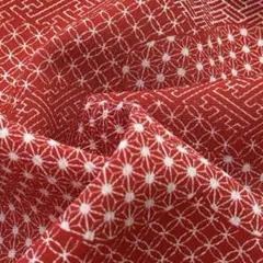 着物 はぎれ 423 生地 布 ハギレ アンティーク 古布　和布　古裂　縮緬 赤