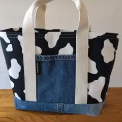 ハンドメイド　デニムリメイク　ミニトートバッグ　牛柄　黒【最終値下げ】
