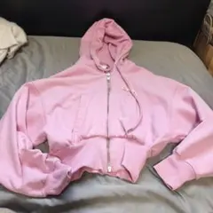 Barbie ピンク クロップドパーカー S