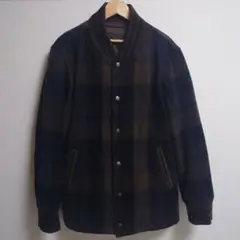 チェック柄ボタン留めジャケット