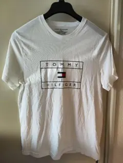 ほぼ新品　TOMMY HILFIGER ホワイト Tシャツ