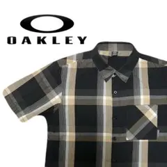 OAKLEY 00s archive チェック　柄　半袖　シャツ　テック　y2kのサムネイル